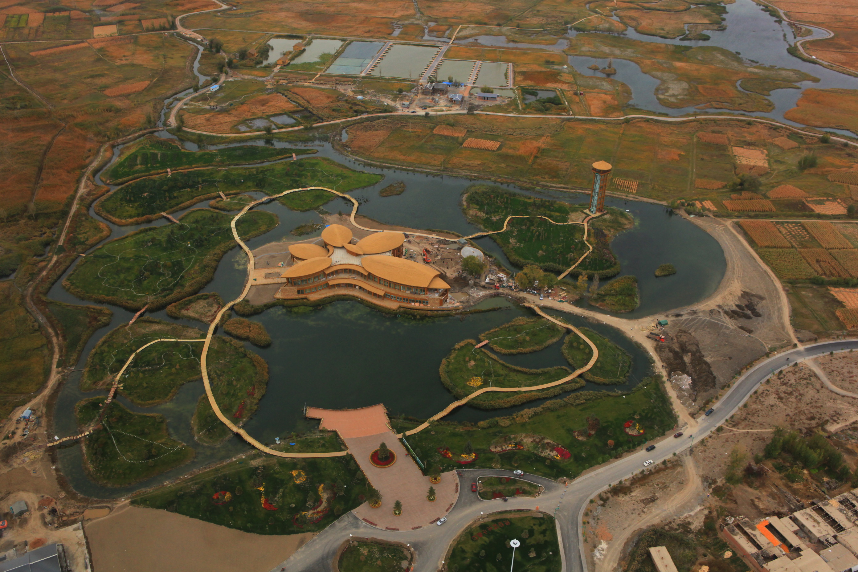 张掖城市湿地博物馆航拍图.JPG